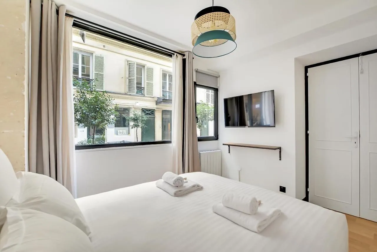 Pick A Flat's In Opera - Rue Grange Bateliere